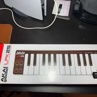 Akai Professional LPK25 Pari Al Nuovo