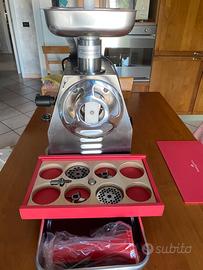 Tritacarne fama t12r monofase inox con inversore