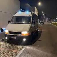 Furgone opel movano 2500€