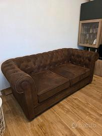 Divano Chesterfield 2 posti