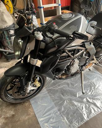 Mv augusta dragster 800