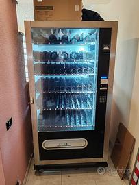 Distributore automatico