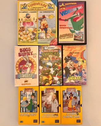 9 Videocassette VHS di cartoni animati per bambini