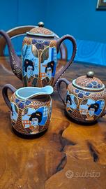 Servizio da caffè in porcellana "guscio d'uovo"