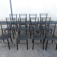 Sedia in ferro vintage con seduta imbottita