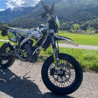 Hm crm 125 2t