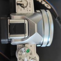 Olympus OM-D E-M10 IV