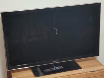 TV / Monitor 40" Samsung