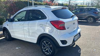 Annuncio auto