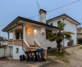 Villetta bifamiliare - Campolongo Maggiore