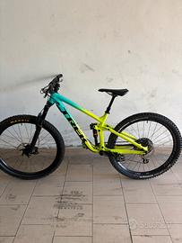 Trek slash 8
