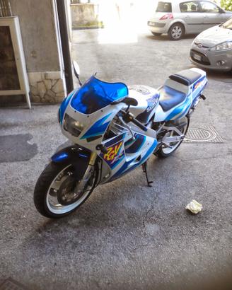 Suzuki RGV 250 - 1992