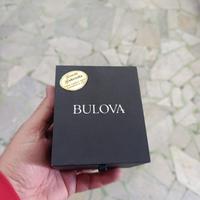 scatola Bulova per orologi nuova 