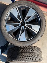 Cerchi con gomme invernali V e vito