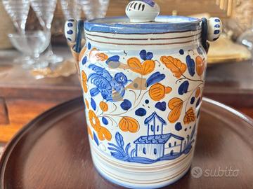 Vaso con coperchio in maiolica Grazia Deruta