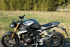 Triumph Speed Triple 1200 rs 2021
