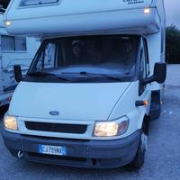 Ford transit mansardato