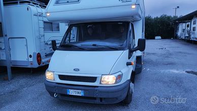 Ford transit mansardato