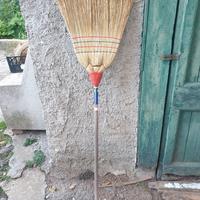 scopa nuova