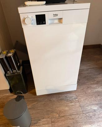 Lavastoviglie Beko 45cm