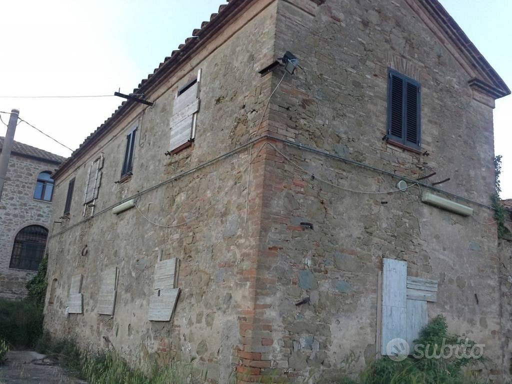 Immobile in asta di 8755 m² con più di 5 locali a - Vista 5
