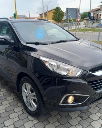 Hyundai iX35 2.0 CRDI 4WD 136 CV FULL OPTIONALS 4X