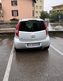 Opel agila 2011
