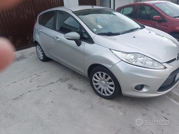 Ford fiesta 2011