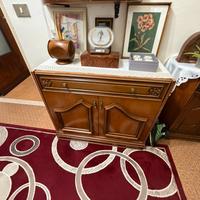 Coppia di mobili in legno stile classico