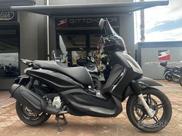 Piaggio Beverly 300 i.e.