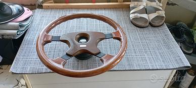 volante in legno momo 