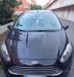 Ford Fiesta 1.2 benzina e metano 