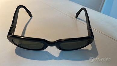 Occhiali da sole Persol PO 0649 neri lenti verdi