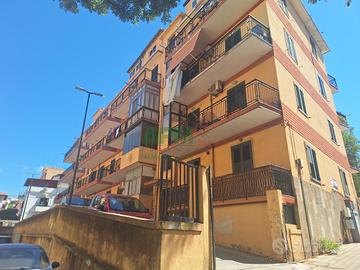 APPARTAMENTO IN CENTRO A REGGIO CALABRIA - 80 MQ -