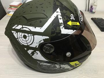 Casco suomy