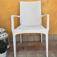 Poltrona da esterno stile rattan bianco