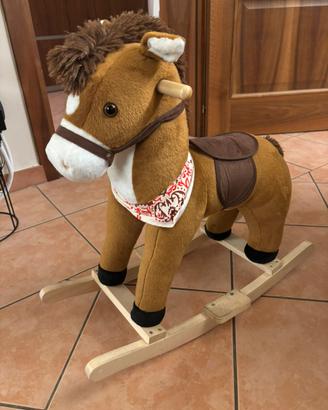 Cavallo a dondolo