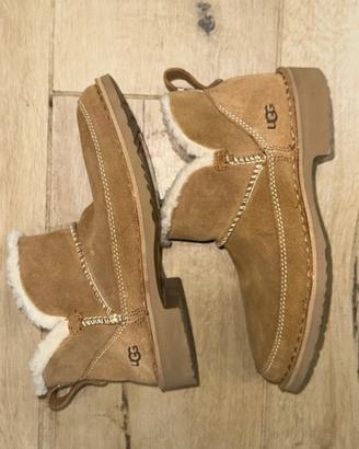 Stivaletti UGG