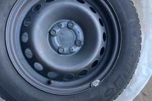 Cerchi e gomme per fiat panda
