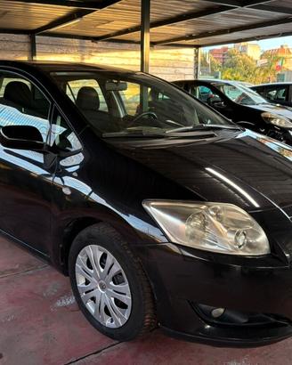 Toyota Auris 1.4 D-4D 5 porte