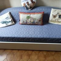letto doppio con materassi +letto in legno con mat
