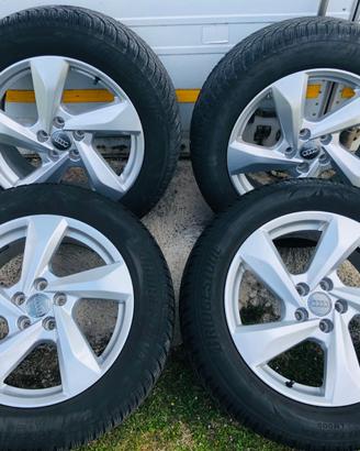 Cerchi Q3 da 18 originali Audi gomme Bridgestone