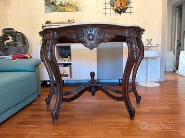 Consele in marmo con legno massello intagliato