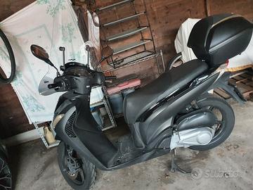 scooter honda sh 125i sport 2010