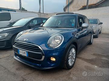 Mini 1.2 Benzina 5 porte Tetto PDC 2015