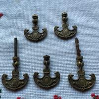 Maniglie e chiavi vecchie