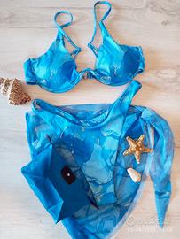 bikini con mini pareo e necessarie in omaggio 