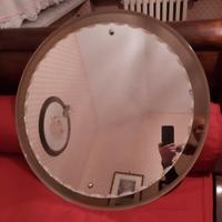 Specchio con mensole in cristallo per bagno