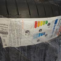 Quattro pneumatici nuovi 185/65 R15 88H