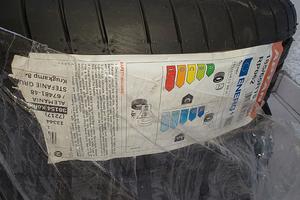 Quattro pneumatici nuovi 185/65 R15 88H